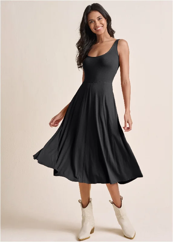 Midi Dress With Pockets - Black Fashionable Skater Midi Dress