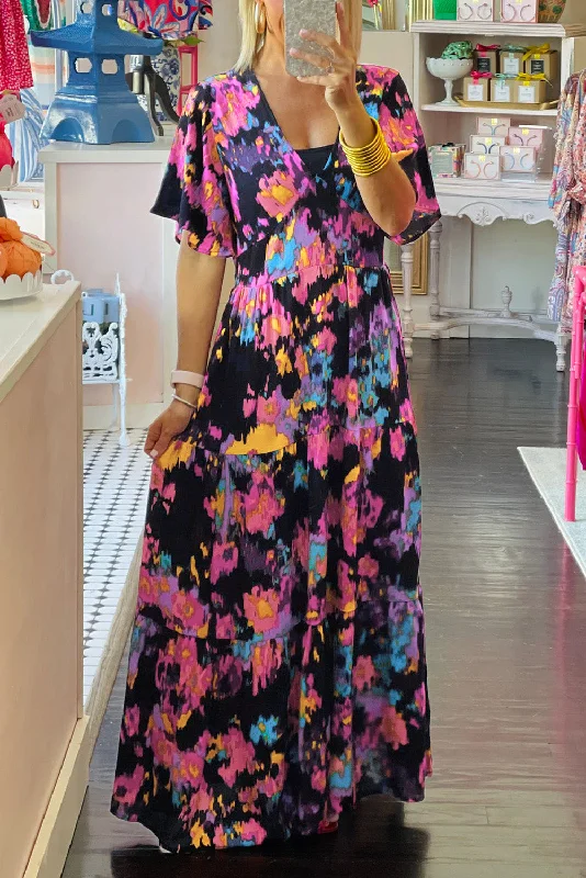 Abstract Floral Pattern Flutter Sleeve Tiered Maxi Dress Trendy Fit-and-Flare Maxi Dress