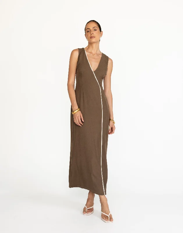 Luiza Maxi Dress (Coffee) Elegant Tiered Maxi Dress