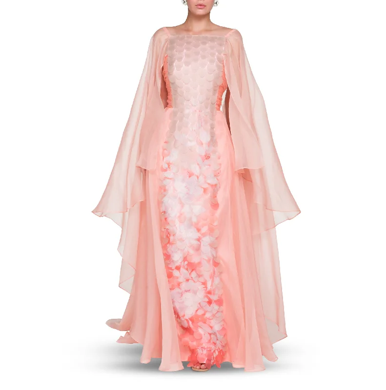 Nomi Model Dress